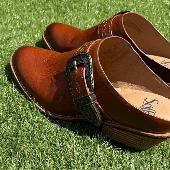 Söfft Adara Italian Leather Mules • Bourbon • US 9 • 2″ Heel • Arch Support - Picture 13 of 16
